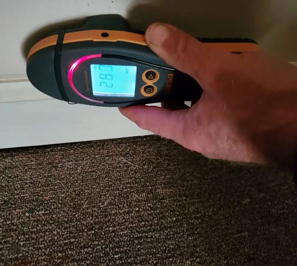 Moisture detection at baseboard during Mold Inspection & Testing in Tallmadge